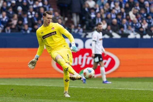 2 Soccer Bundesliga FC Schalke 04 1 FC Kaiserslautern 25 01 2026 Julian Krahl 1 FC Kaiserslautern, 1 2 Soccer Bundesliga FC Schalke 04 1 FC Kaiserslautern Veltins Arena, Gelsenkirchen 25 01 2026 DFL regulations prohibit any use of photographs as image sequences and or quasi video Copyright: xBEAUTIFULxSPORTS Buriakovx