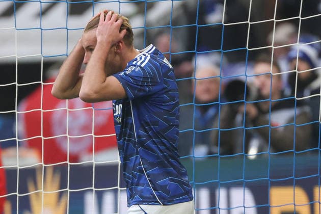 2 Bundesliga FC Schalke 04 1 FC Kaiserslautern on 25 01 2026 in the Veltins Arena on Schalke Timo Becker Schalke 5 dissatisfied, disappointed, disappointed, dejected MH