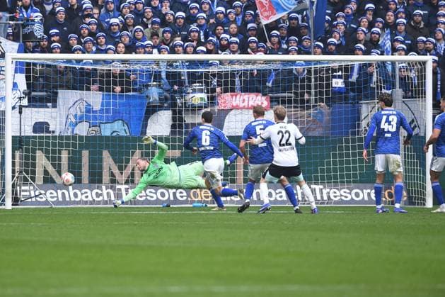 Soccer 2 Bundesliga 19 Matchday FC Schalke 04 1 FC Kaiserslautern on 25 01 2026 at the Veltins Arena in Gelsenkirchen Goal for 0 1 by Ivan Prtajin Kaiserslautern DFL regulations prohibit any use of photographs as image sequences and or quasi video xRx