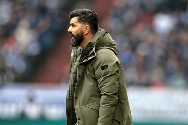 Head coach Miron Muslic FC Schalke 04 at the match of the 2 Bundesliga season 2025 26 FC Schalke 04 1 FC Kaiserslautern Copyright Thomas Pakusch