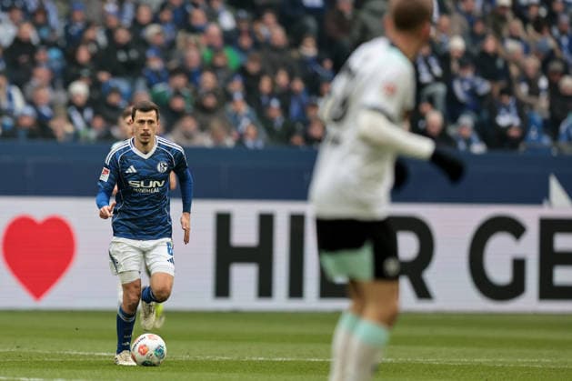 Ron Schallenberg FC Schalke 04 at the match of the 2 Bundesliga season 2025 26 FC Schalke 04 1 FC Kaiserslautern Copyright Thomas Pakusch