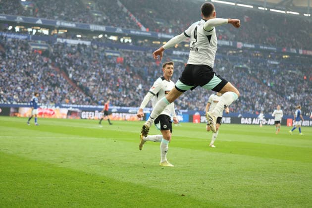 25 01 2026, xrekx, Fußball 2 Bundesliga, FC Schalke 04 1 FC Kaiserslautern v l Torjubel nach dem Tor zum celebrating the goal celebrate 0 2 durch Ivan Prtajin 1 FC Kaiserslautern DFL DFB REGULATIONS PROHIBIT ANY USE OF PHOTOGRAPHS as IMAGE SEQUENCES and or QUASI VIDEO Gelsenkirchen