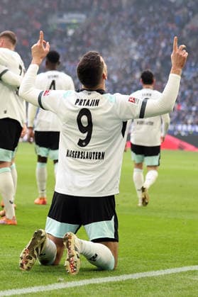 25 01 2026, xrekx, Fußball 2 Bundesliga, FC Schalke 04 1 FC Kaiserslautern v l Torjubel nach dem Tor zum celebrating the goal celebrate 0 2 durch Ivan Prtajin 1 FC Kaiserslautern DFL DFB REGULATIONS PROHIBIT ANY USE OF PHOTOGRAPHS as IMAGE SEQUENCES and or QUASI VIDEO Gelsenkirchen