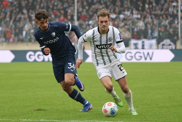 25 01 2026, Football, Men, 2 Bundesliga, Season 2025 2026, SV 07 Elversberg VfL Bochum 1848, Tom Zimmerschied SV 07 Elversberg , Cajetan Lenz VfL Bochum 1848 Elversberg Ursapharm Arena an der Kaiserlinde Saarland Germany DEU Copyright: xSebastianxBachx