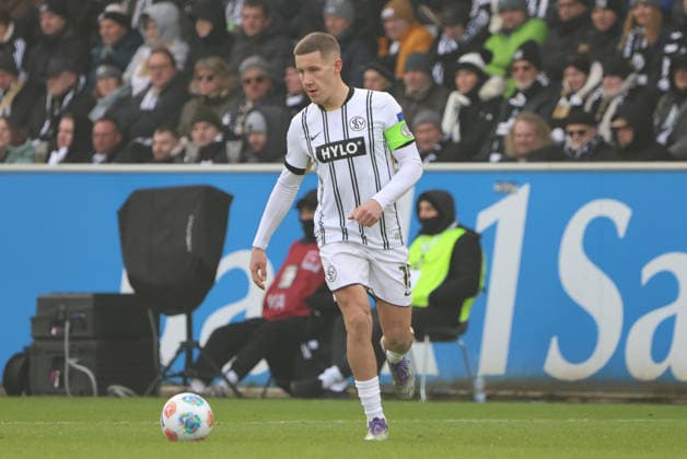 25 01 2026, Football, Men, 2 Bundesliga, Season 2025 2026, SV 07 Elversberg VfL Bochum 1848, Lukas Pinckert SV 07 Elversberg Elversberg Ursapharm Arena an der Kaiserlinde Saarland Germany DEU Copyright: xSebastianxBachx