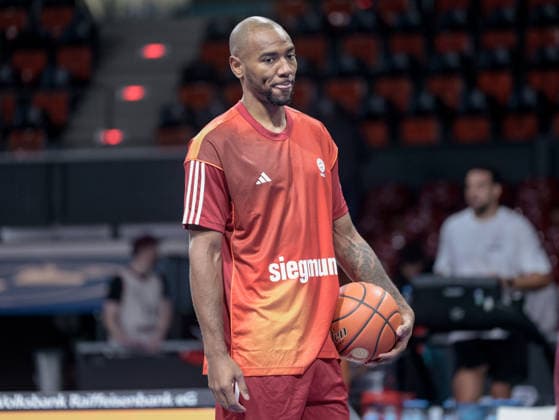 Germany Basketball, Basketball Bundesliga BBL 2025 26, 17 Matchday FC Bayern Basketball vs Fitness First Wuerzburg Baskets BMW Park Muenchen Isiaha Mike FC Bayern Muenchen, 22 Copyright: xChristopherxRupprechtx