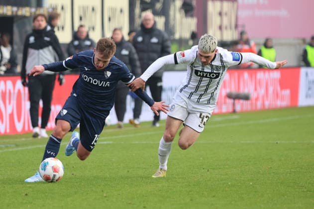 25 01 2026, Football, Men, 2 Bundesliga, Season 2025 2026, SV 07 Elversberg VfL Bochum 1848, Felix Keidel SV 07 Elversberg , Felix Passlack VfL Bochum 1848 Elversberg Ursapharm Arena an der Kaiserlinde Saarland Germany DEU Copyright: xSebastianxBachx