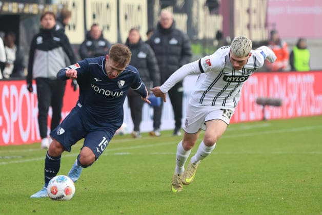 25 01 2026, Football, Men, 2 Bundesliga, Season 2025 2026, SV 07 Elversberg VfL Bochum 1848, Felix Keidel SV 07 Elversberg , Felix Passlack VfL Bochum 1848 Elversberg Ursapharm Arena an der Kaiserlinde Saarland Germany DEU Copyright: xSebastianxBachx