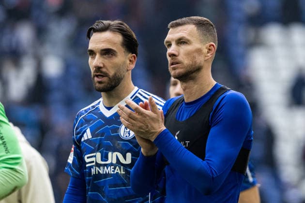 2 Soccer Bundesliga FC Schalke 04 1 FC Kaiserslautern 25 01 2026 Edin Dzeko FC Schalke 04, 10 2 Soccer Bundesliga FC Schalke 04 1 FC Kaiserslautern Veltins Arena, Gelsenkirchen 25 01 2026 DFL regulations prohibit any use of photographs as image sequences and or quasi video Copyright: xBEAUTIFULxSPORTS Buriakovx