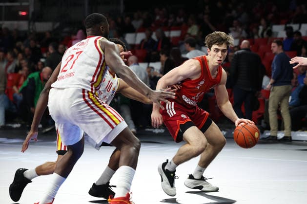 Justinian Jessup FC Bayern Basketball, 10 with Eddy Edigin Jr Fitness First Wuerzburg Baskets, 27 and Davion Mintz Fitness First Wuerzburg Baskets, 10 , GER, FC Bayern Basketball vs Fitness First Wuerzburg Baskets, Basketball, easycredit Basketball Bundesliga, Matchday 17, Season 2025 2026, 25 01 2026, GER, FC Bayern Basketball vs Fitness First Wuerzburg Baskets, Basketball, easycredit Basketball Bundesliga, Matchday 17, Season 2025 2026, 25 01 2026 Munich Copyright: xEibner-Pressefoto JennixMaulx EP_JML
