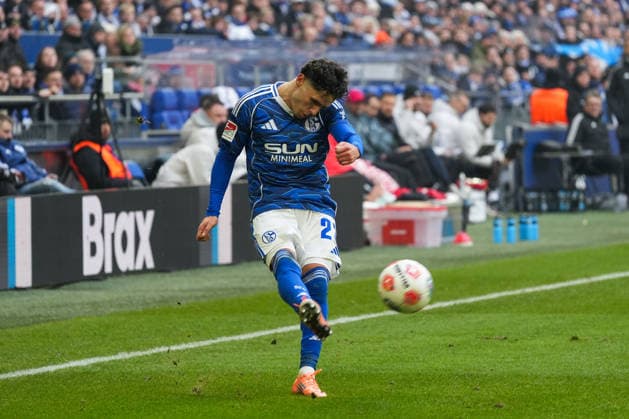 Germany Soccer 2 Bundesliga, Season 2025 26, Matchday 19 FC Schalke 04 vs 1 FC Kaiserslautern, 25 01 2026, Veltins Arena Gelsenkirchen, North Rhine-Westphalia Soufiane El Faouzi FC Schalke 04, 23 Copyright: xLeonxFrickx