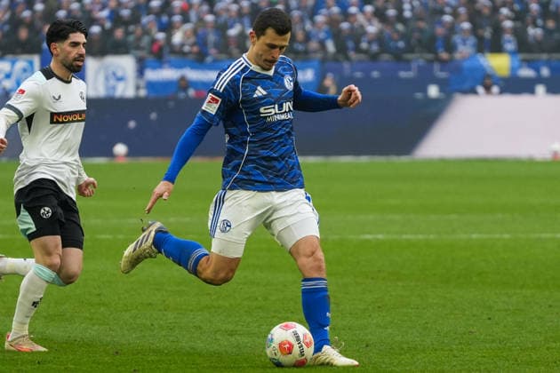 Germany Soccer 2 Bundesliga, Season 2025 26, 19 Matchday FC Schalke 04 vs 1 FC Kaiserslautern, 25 01 2026, Veltins Arena Gelsenkirchen, North Rhine-Westphalia Ron Schallenberg FC Schalke 04, 6 Copyright: xLeonxFrickx