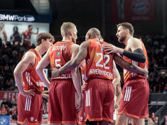 Germany Basketball, Basketball Bundesliga BBL 2025 26, 17 Matchday FC Bayern Basketball vs Fitness First Wuerzburg Baskets BMW Park Muenchen Isiaha Mike FC Bayern Muenchen, 22 Niels Giffey FC Bayern Muenchen, 5 Copyright: xChristopherxRupprechtx