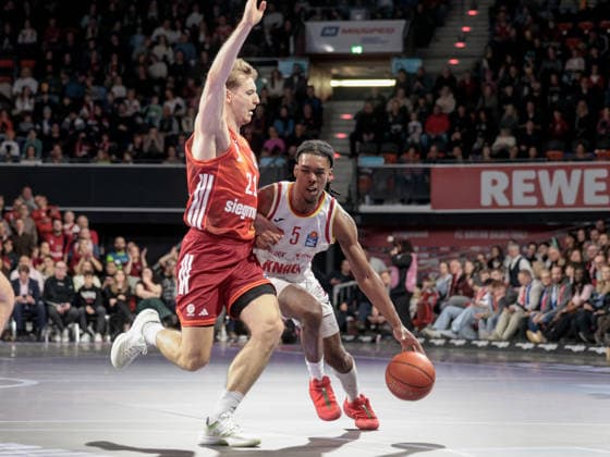 Germany Basketball, Basketball Bundesliga BBL 2025 26, 17 Matchday FC Bayern Basketball vs Fitness First Wuerzburg Baskets BMW Park Muenchen Marcus Carr Fitness First Wuerzburg Baskets, 5 Justus Hollatz FC Bayern Muenchen, 21 Copyright: xChristopherxRupprechtx