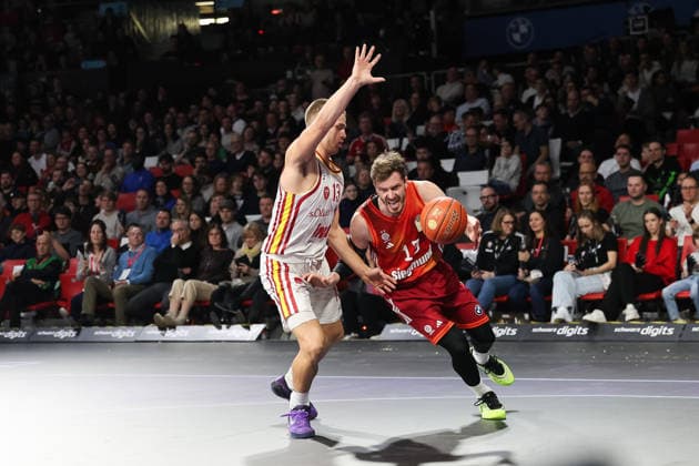 Andreas Obst FC Bayern Basketball, 13 with Marko Petric Fitness First Wuerzburg Baskets, 13 , GER, FC Bayern Basketball vs Fitness First Wuerzburg Baskets, Basketball, easycredit Basketball Bundesliga, 17 Matchday, Season 2025 2026, 25 01 2026, GER, FC Bayern Basketball vs Fitness First Wuerzburg Baskets, Basketball, easycredit Basketball Bundesliga, 17 Matchday, Season 2025 2026, 25 01 2026 Munich Copyright: xEibner-Pressefoto JennixMaulx EP_JML