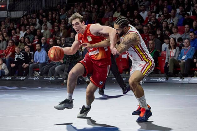 German Basketball Bundesliga BBL , FC Bayern Munich Basketball vs Fitness First Würzburg Baskets, Munich FC Bayern Basketball, Würzburg Baskets Fitness First, Würzburg Baskets, 2026 01 25 in Munich SAP Garden JESSUP Justinian FC Bayern Basketball SG Nr10 FCBB10 , MUENKAT David Fitness First Würzburg Baskets Small Forward SF Nr 55 WUE55 sportworld Munich SAP Garden Bayern Germany