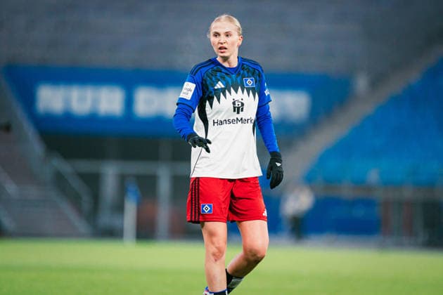 Google Pixel Womens Bundesliga Hamburger SV vs SGS Essen, 25 01 2026 Paulina Bartz Hamburger SV, 37 Soccer, Google Pixel Womens Bundesliga, 15 Matchday Hamburger SV vs SGS Essen on 25 01 2026 at Volksparkstadion, Hamburg DFB REGULATIONS PROHIBIT ANY USE OF PHOTOGRAPHS AS IMAGE SEQUENCES AND OR QUASI VIDEO Copyright: xBEAUTIFULxSPORTS Tonhäuserx