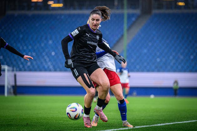 Soccer I Women I Season 2025 2026 I Bundesliga I 15 Matchday I Hamburger SV SGS Essen I 25 01 2026 Laureta Elmazi 11, SGS Essen Hamburg Volksparkstadion Hamburg Germany Copyright: xLobecax xHenningxRohlfsx
