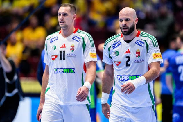 260125 Patrik Ligetvari and Adrian Sipos of Hungary look dejected after the EHF European Handball Championship main round match between Slovenia and Hungary on January 25, 2026 in Malmö Photo Petter Arvidson BILDBYRAN code PA PA1137 handball handball handball handballs em 2026 slovenia slovenia hungary hungary ungern ehf european handball championship bbeng depp  Copyright: PETTERxARVIDSON BB260125PA008