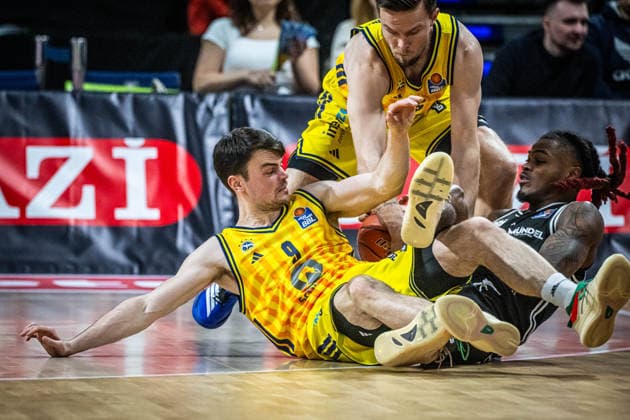 Basketball Berlin 25 01 2026 Season 2025 2026 EasyCredit BBL 1 Bundesliga Men, Men Alba Berlin BMA365 Bamberg Baskets Jonas Mattisseck Alba Berlin, No 09 Cobe Williams Bamberg, No 24 Martin Hermannsson Alba Berlin, No 15