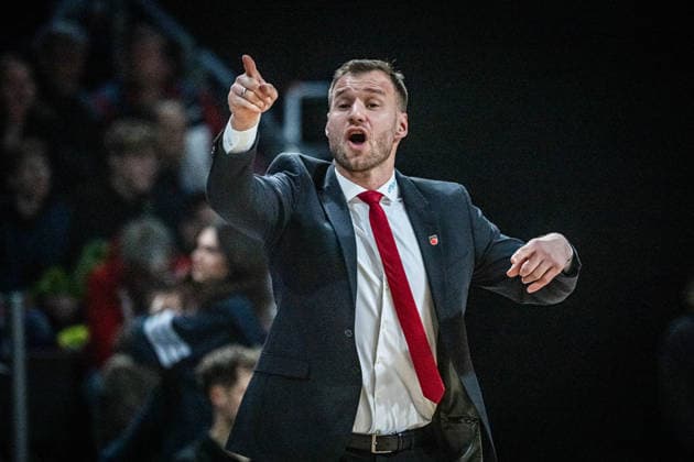 Basketball Berlin 25 01 2026 Season 2025 2026 EasyCredit BBL 1 Bundesliga Men, Men Alba Berlin BMA365 Bamberg Baskets Anton Gavel Bamberg, Coach