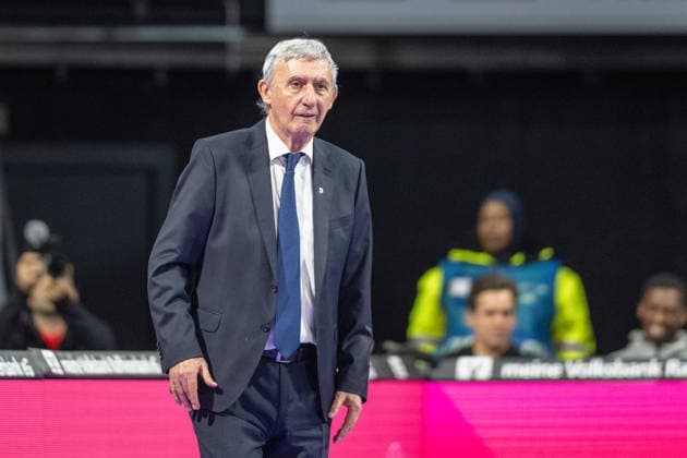 Head coach Svetislav Persic FC Bayern Basketball with a smile, FC Bayern Basketball vs Fitness First Wuerzburg Baskets, BBL, Main Round, 25 01 2026 Munich Bavaria Germany Copyright: xkolbert-press UlrichxGamelx