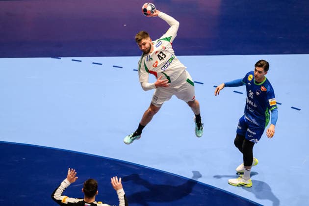 260125 Zoran Ilic of Hungary and Domen Makuc of Slovenia during the EHF European Handball Championship main round match between Slovenia and Hungary on January 25, 2026 in Malmö Photo Petter Arvidson BILDBYRAN kod PA PA1137 handball handball handball handballs em 2026 slovenien slovenia hungary ungern ehf european handball championship bbeng  Copyright: PETTERxARVIDSON BB260125PA011