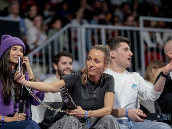 Germany Basketball, Basketball Bundesliga BBL 2025 26, 17 Matchday FC Bayern Basketball vs Fitness First Wuerzburg Baskets BMW Park Muenchen Annemarie Carpendale watches the basketball match FC Bayern vs Würzburg Baskets Copyright: xChristopherxRupprechtx