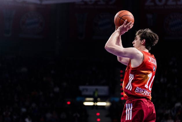 easyCredit Basketball Bundesliga, FC Bayern München Fitness First Würzburg Baskets 25 01 2026 Justinian Jessup FC Bayern München, 10 in the throw easyCredit Basketball Bundesliga, FC Bayern München Fitness First Würzburg Baskets Munich, BMW Park on 25 01 2026 Copyright: xBEAUTIFULxSPORTS Wunderlx