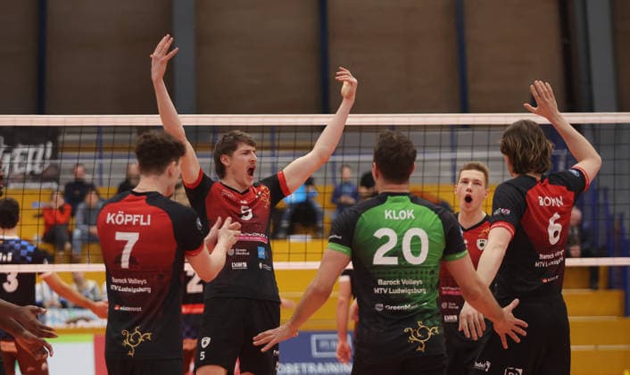 Ludwigsburg , 1 Bundesliga Volleyball Barock Volleys MTV Ludwigsburg vs WWK Volleys Herrsching , second from left Jan Huber Barockvolleys