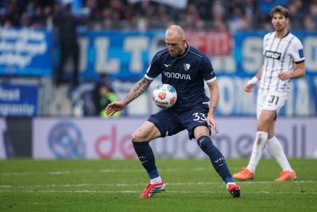 Philipp Hofmann VfL Bochum with ball, SV Elversberg vs VFL Bochum, Football, 2 Bundesliga, Matchday 19, Season 2025 2026, 25 01 2026 DFB regulations prohibit any use of photographs as image sequences and or quasi video SV Elversberg vs VFL Bochum, Football, 2 Bundesliga, Matchday 19, Season 2025 2026, 25 01 2026 Copyright: xEibner-Pressefoto AlexanderxNeisx EP_ANS