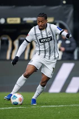 Jarzinho Malanga SV 07 Elversberg with ball, SV Elversberg vs VFL Bochum, Football, 2 Bundesliga, Matchday 19, Season 2025 2026, 25 01 2026 DFB regulations prohibit any use of photographs as image sequences and or quasi video SV Elversberg vs VFL Bochum, Football, 2 Bundesliga, Matchday 19, Season 2025 2026, 25 01 2026 Copyright: xEibner-Pressefoto AlexanderxNeisx EP_ANS