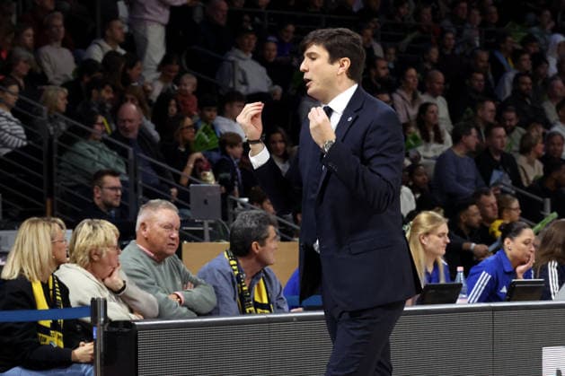 DEU, easyCredit BBL, ALBA vs BMA365 Bamberg Baskets, 25 01 2026, Max Schmeling Halle, Berlin, DEU, easyCredit BBL, ALBA vs BMA365 Bamberg Baskets, in the picture CHEFTRAINER Pedro Calles ALBA Berlin nordphotoxGmbHx xEngler nph00076