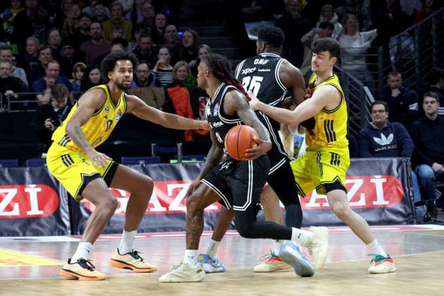 DEU, easyCredit BBL, ALBA vs BMA365 Bamberg Baskets, 25 01 2026, Max Schmeling Halle, Berlin, DEU, easyCredit BBL, ALBA vs BMA365 Bamberg Baskets, pictured JONAS MATTISSECK ALBA Berlin 9 , Ejifor Onu Bamberg 35 , Cobe Williams Bamberg 24 nordphotoxGmbHx xEngler nph00076