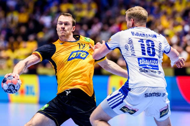 260125 Felix Claar of Sweden and Ellidi Vidarsson of Iceland during the EHF European Handball Championship main round match between Iceland and Sweden on January 25, 2026 in Malmö Photo Petter Arvidson BILDBYRAN kod PA PA1138 handball handball handball handballs em 2026 island iceland sverige sweden ehf european handball championship bbeng  Copyright: PETTERxARVIDSON BB260125PA054