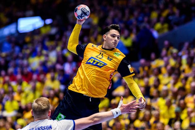 260125 Nikola Roganovic of Sweden during the EHF European Handball Championship main round match between Iceland and Sweden on January 25, 2026 in Malmö Photo Petter Arvidson BILDBYRAN kod PA PA1138 handball handball handball handballs em 2026 island iceland sverige sweden ehf european handball championship bbeng  Copyright: PETTERxARVIDSON BB260125PA073