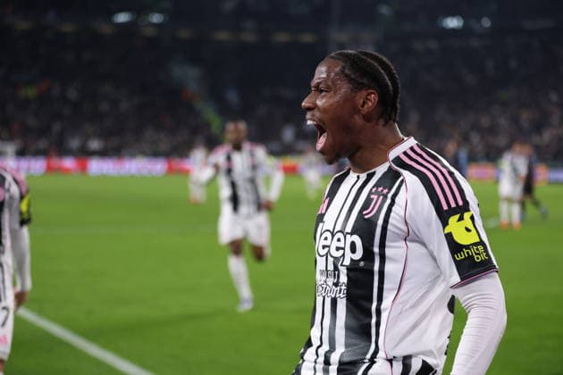 Serie A, Matchday 22, Juventus - SSC Napoli at Allianz Stadium on 25 January, 2026, Turin, Italy Jonathan David scores for Juventus at the Serie A, Matchday 22, Juventus - SSC Napoli at Allianz Stadium on 25 January, 2026 in Turin, Italy