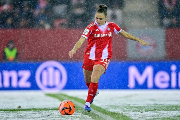 Georgia STANWAY FC Bayern Muenchen, FCB, 31 on the ball, cropped image, single image, action, action, 25 01 2026, Munich Germany , Soccer, Google Pixel Women Bundesliga, FC Bayern Munich RB Leipzig, DFB DFL REGULATIONS PROHIBIT ANY USE OF PHOTOGRAPHS AS IMAGE SEQUENCES AND OR QUASI VIDEO xslx