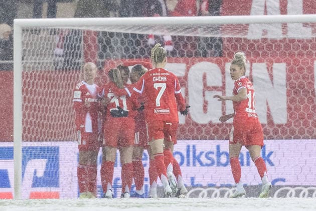 GOOGLE PIXEL Womens Bundesliga FC Bayern Munich RB Leipzig 25 01 2026 Celebration for 1 0 by Momoko Tanikawa FC Bayern Munich, 18 after penalty GOOGLE PIXEL Womens Bundesliga, FC Bayern Munich RB Leipzig, Munich, FC Bayern Campus on 25 01 2026 DFB REGULATIONS PROHIBIT ANY USE OF PHOTOGRAPHS AS IMAGE SEQUENCES AND OR QUASI VIDEO Copyright: xBEAUTIFULxSPORTS Wunderlx