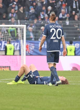25 01 2026, Football, Men, 2 Bundesliga, Season 2025 2026, SV 07 Elversberg VfL Bochum 1848, Mats Pannewig VfL Bochum 1848 and Noah Loosli VfL Bochum 1848 disappointed Elversberg Ursapharm Arena an der Kaiserlinde Saarland Germany DEU Copyright: xSebastianxBachx