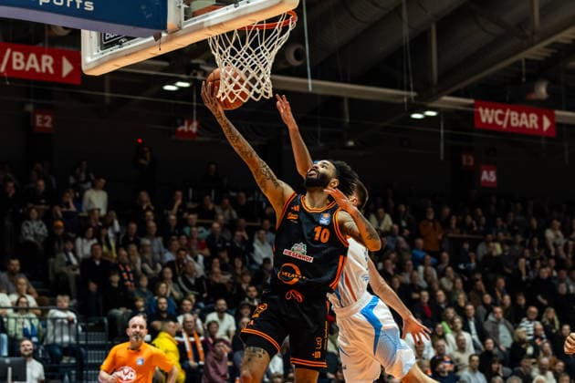 GER, easy Credit Basketball Bundesliga, Science City Jena Rasta Vechta 25 01 2026, Sparkassen Arena, Jena, GER, easy Credit Basketball Bundesliga, Science City Jena Rasta Vechta Tevin Brown RASTA Vechta 10 Â Photo Alexander Trienitz Jena Sparkassen Arena Thueringen Germany