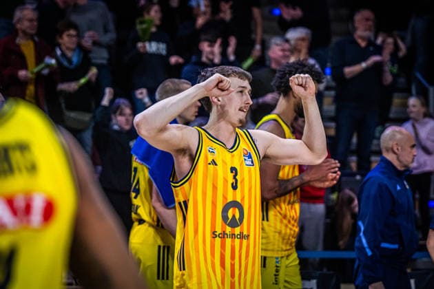 Basketball Berlin 25 01 2026 Season 2025 2026 EasyCredit BBL 1 Bundesliga Men, Men Alba Berlin BMA365 Bamberg Baskets Jubel Alba Alex O Connell Alba Berlin, No 03