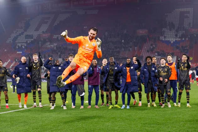 2026-01-25 FC Utrecht v Sparta Rotterdam - Dutch Eredivisie UTRECHT, NETHERLANDS - JANUARY 25: Goalkeeper Joel Drommel of Sparta Rotterdam is celebrating the win with his teammates during the Dutch Eredivisie match between FC Utrecht and Sparta Rotterdam at Stadion Galgenwaard on January 25, 2026 in Utrecht, Netherlands. Utrecht Stadion Galgenwaard Netherlands Content not available for redistribution in The Netherlands directly or indirectly through any third parties. Copyright: xBenxGalx