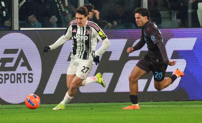 January 25, 2026, Torino, Piemonte, ITALIA: Andrea Cambiaso of FC Juventus During the football match on January 25, 2026, valid for the Italian Serie A - 2025 26 championship in Turin at the Allianz Stadium between FC Juventus and SSC Napoli..Pictured: Torino ITALIA - ZUMAs236 20260125_aap_s236_032 Copyright: xFabioxSassox
