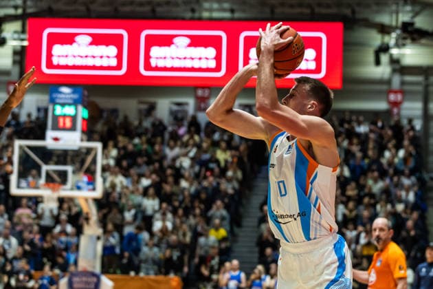 GER, easy Credit Basketball Bundesliga, Science City Jena Rasta Vechta 25 01 2026, Sparkassen Arena, Jena, GER, easy Credit Basketball Bundesliga, Science City Jena Rasta Vechta Joe Wieskamp Science City Jena, 10 Â Photo Alexander Trienitz Jena Sparkassen Arena Thueringen Germany
