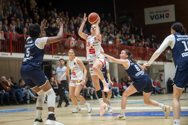 No 23 Lina Loceniece GiroLive Panthers Osnabrück 59 55 SYNTAINICS MBC 1 DBBL 16 Matchday 1DBBL Panthers vs SYNTAINICS