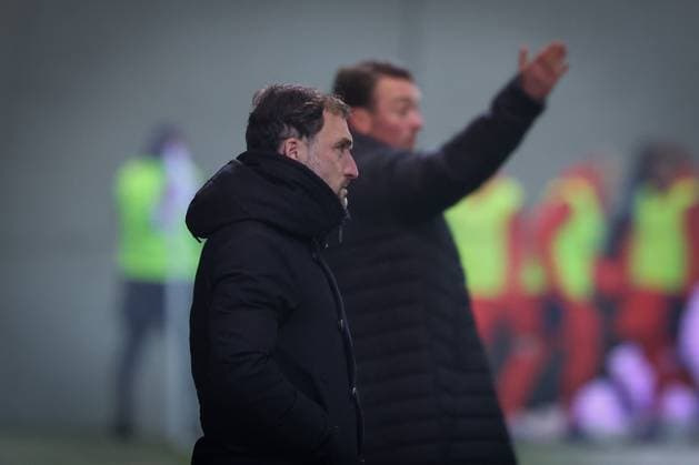Head coach Jose Barcala FC Bayern Muenchen Women and head coach Jonas Stephan RB Leipzig Women on the sidelines, FC Bayern Muenchen Women vs RB Leipzig Women, Football, Women, Google Pixel Bundesliga, Season 2025 2026, 15 Matchday, 25 01 2026 DFB regulations prohibit any use of photographs as image sequences and or quasi video Muenchen Bayern Germany Copyright: xkolbert-press MartinxAgüerax