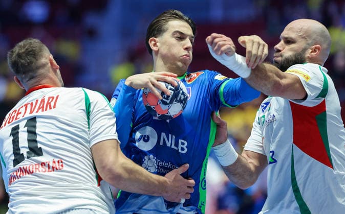 Slovenia v Hungary - MenÂ s EHF EURO 2026 MALMO, SWEDEN - JANUARY 25: Andraz Makuc and Adrian Sipos of Hungary in axction during the Men s EHF Euro 2026 match between Slovenia and Hungary at Malmo Arena on January 25, 2026 in Malmo, Sweden.  SanjinxStrukic PIXSELL