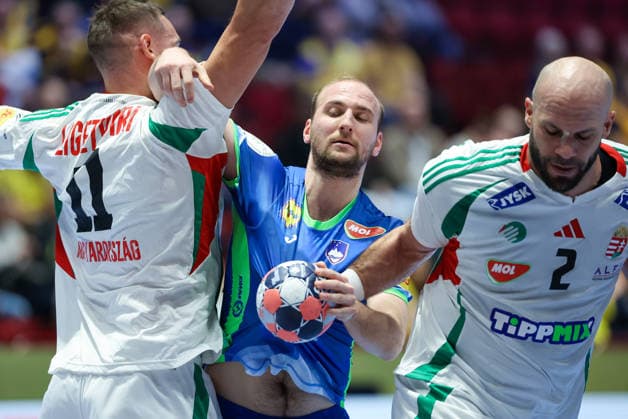 Slovenia v Hungary - MenÂ s EHF EURO 2026 MALMO, SWEDEN - JANUARY 25: Domen Tajnik of Slovenia and Adrian Sipos of hungary in action during the Men s EHF Euro 2026 match between Slovenia and Hungary at Malmo Arena on January 25, 2026 in Malmo, Sweden.  SanjinxStrukic PIXSELL