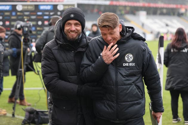 25 01 2026, Football, Men, 2 Bundesliga, Season 2025 2026, SV 07 Elversberg VfL Bochum 1848, Sports Director Nils Ole Book SV 07 Elversberg , Co Coach Mike Frantz SV 07 Elversberg Elversberg Ursapharm Arena an der Kaiserlinde Saarland Germany DEU Copyright: xSebastianxBachx